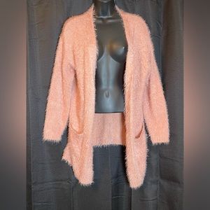 Chelsea & Theodore Misty Rose Cardigan with pockets. EUC! Size Medium